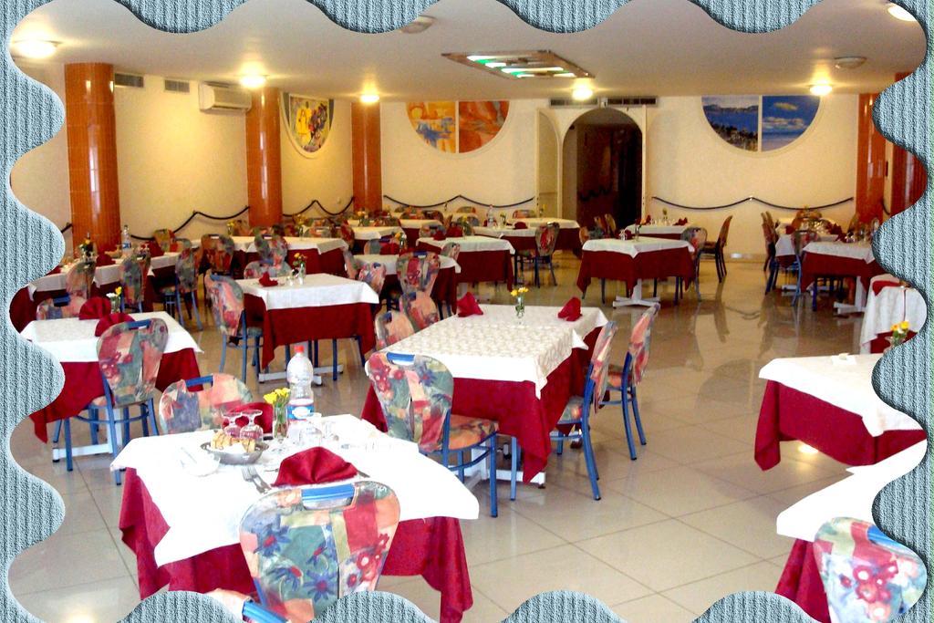 Hotel Scacciapensieri Nettuno Kültér fotó