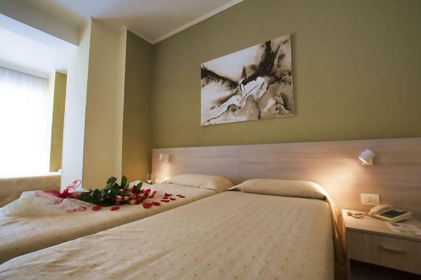Hotel Scacciapensieri Nettuno Kültér fotó