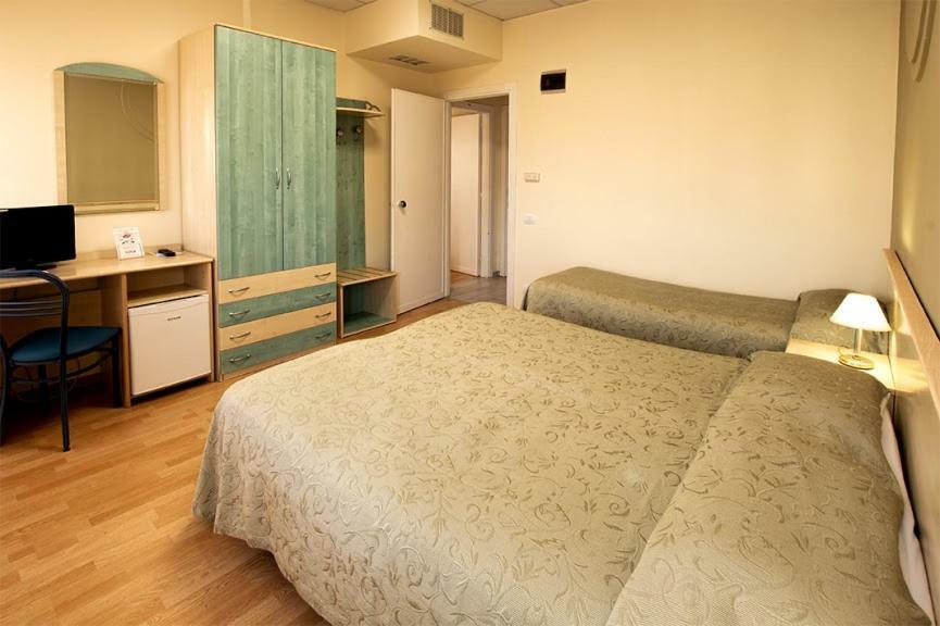 Hotel Scacciapensieri Nettuno Kültér fotó