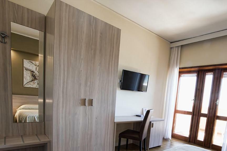 Hotel Scacciapensieri Nettuno Kültér fotó