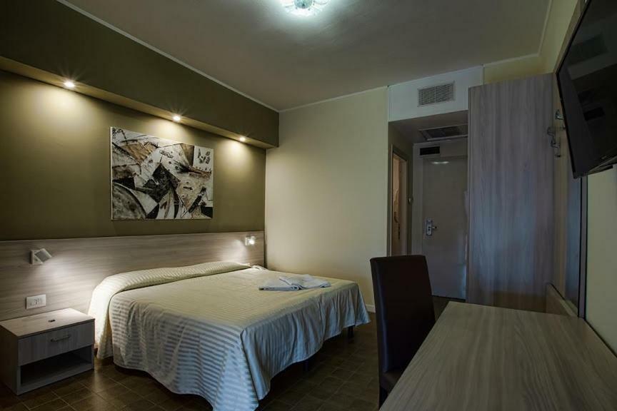 Hotel Scacciapensieri Nettuno Kültér fotó