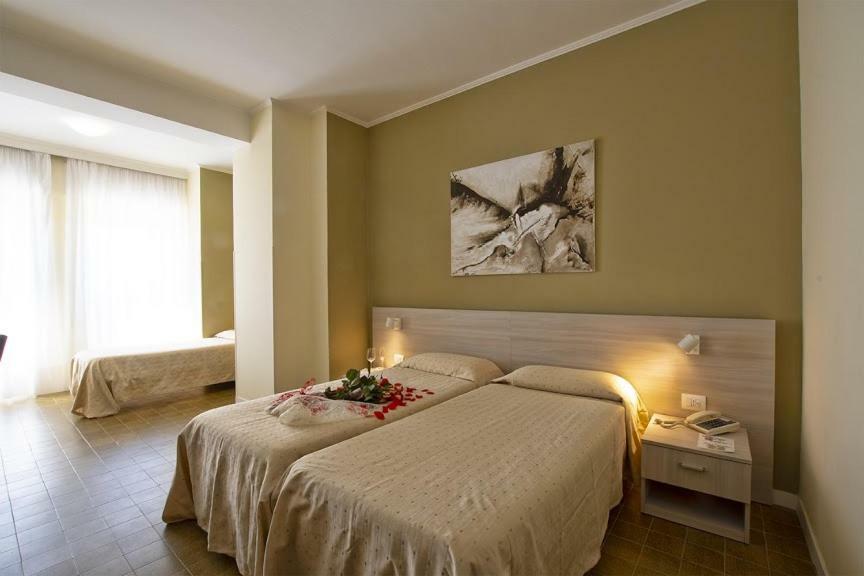 Hotel Scacciapensieri Nettuno Kültér fotó