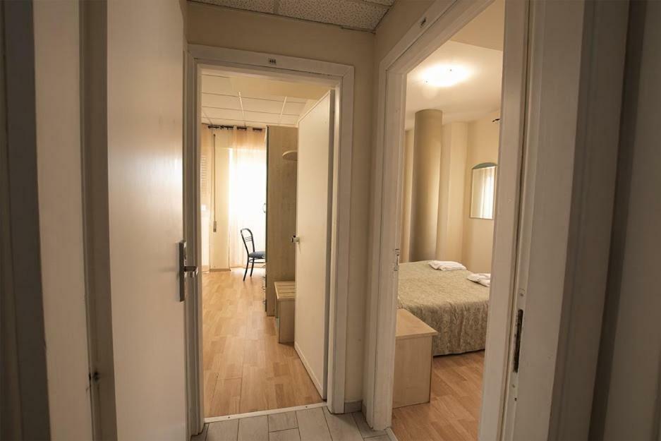 Hotel Scacciapensieri Nettuno Kültér fotó
