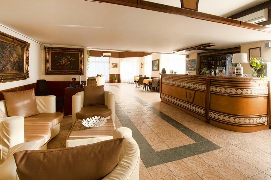 Hotel Scacciapensieri Nettuno Kültér fotó